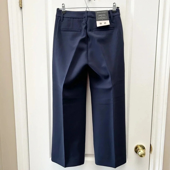 Banana  Republic High Rise Wide Leg Cropped Pants Navy Blue Size 0 NWT - Picture 3 of 16